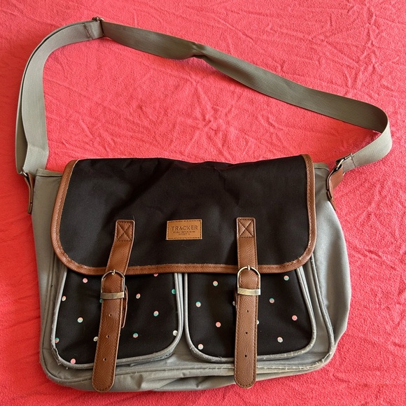 Handbags - 💥 5 for $15 - Black and Gray Canvas Messenger Bag with Adjustable Strap